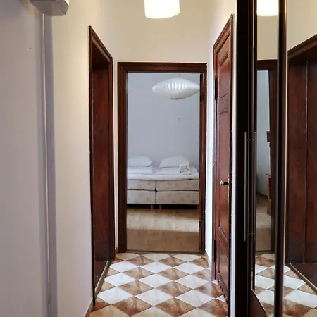 Six - Monte Cassino By Oneapartments 아파트