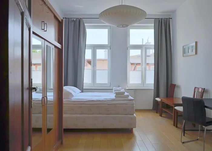 Six - Monte Cassino By Oneapartments